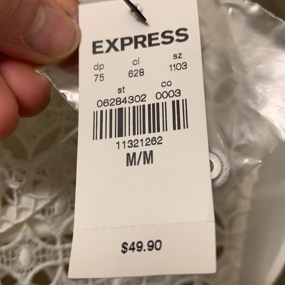 NWT White Express Top - Picture 5 of 5